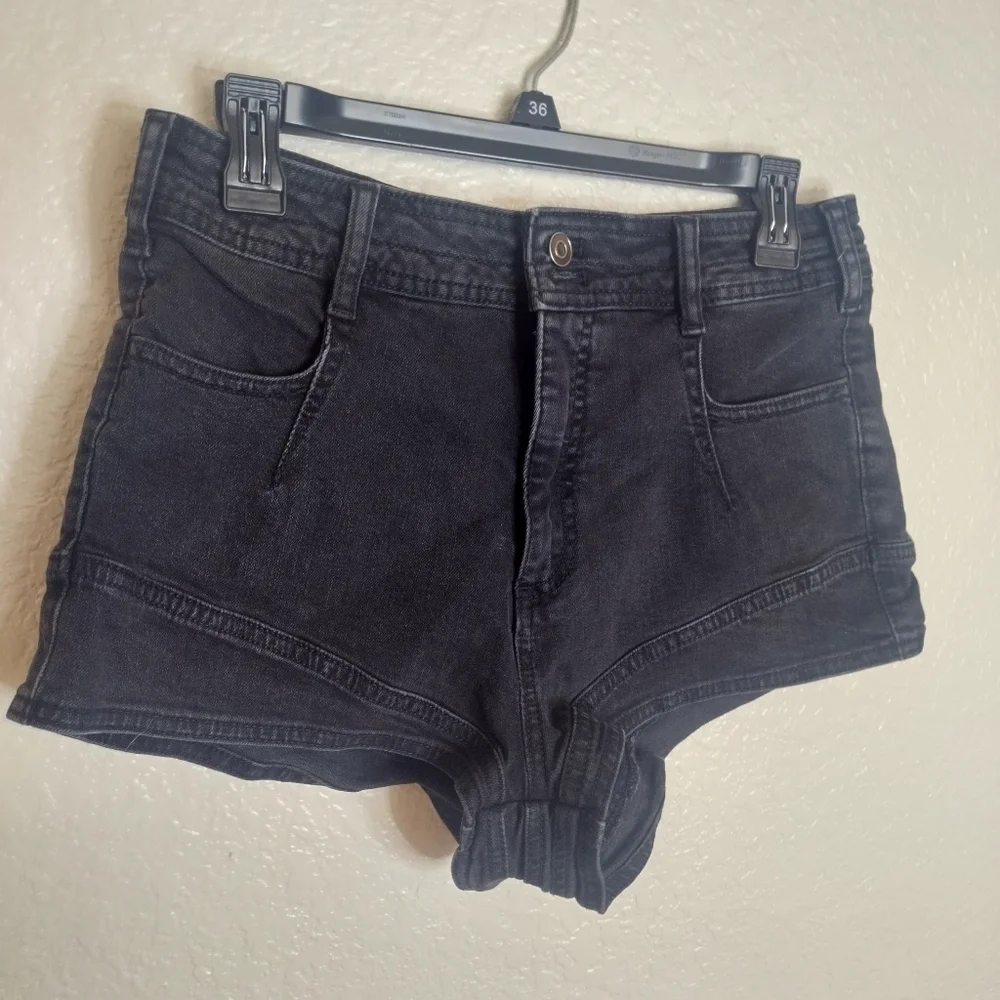 Anthropologie Pilcro Micro Black Denim Shorts Sz 28